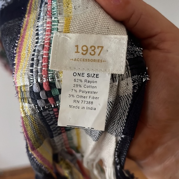 Madewell plaid scarf - Picture 4 of 4